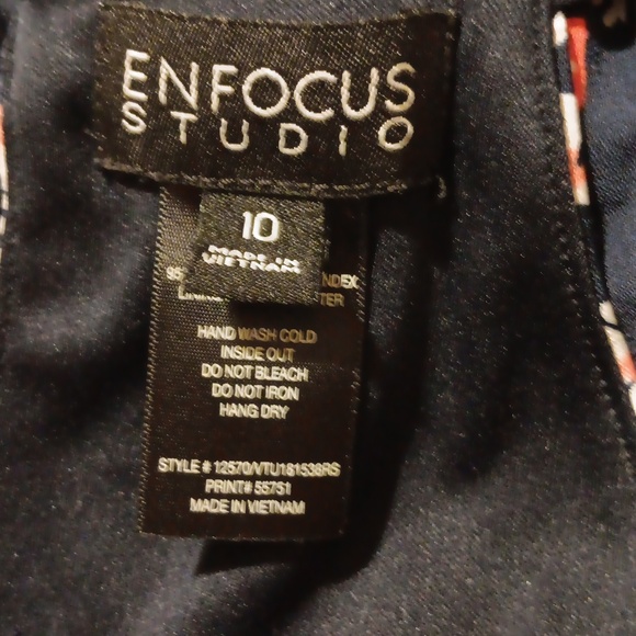 En Focus Halter Maxi Dress. Textured Bold Floral. Bohemian. - Picture 9 of 11